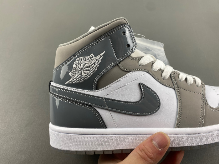 Air Jordan 1 Mid SE HF3216-100