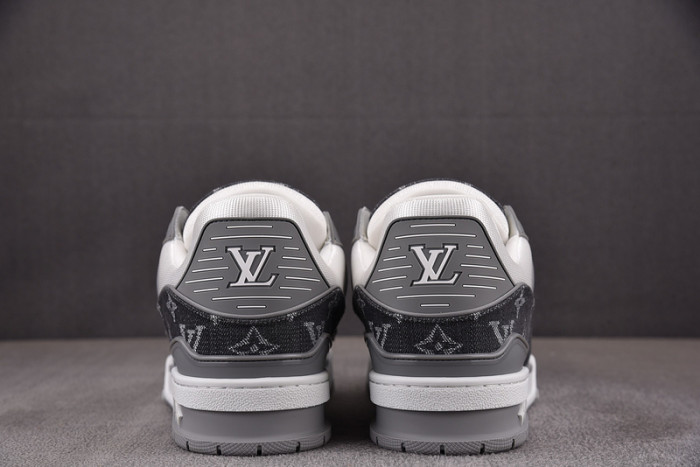 L&V SNEAKERS
