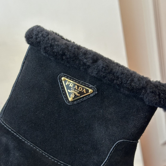 PRA designer sneaker