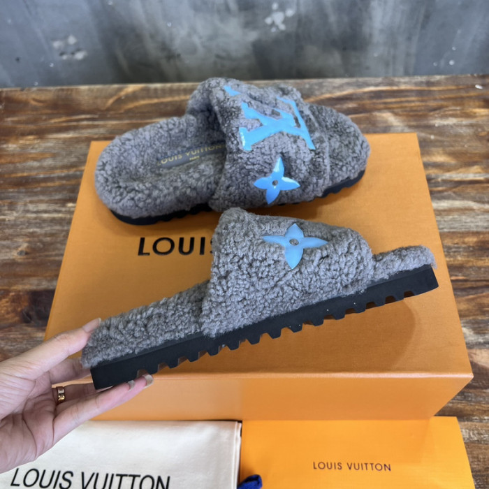 L&V SLIPPERS