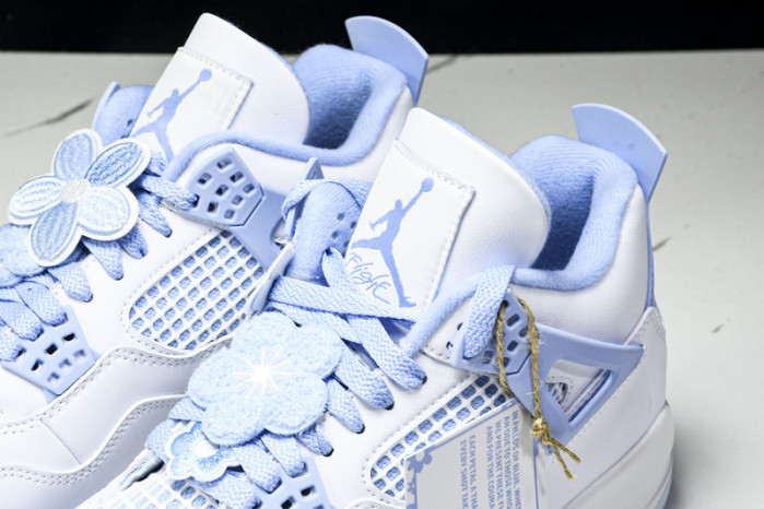 Air Jordan 4 “Forget Me Not” WMNS HV0823-100
