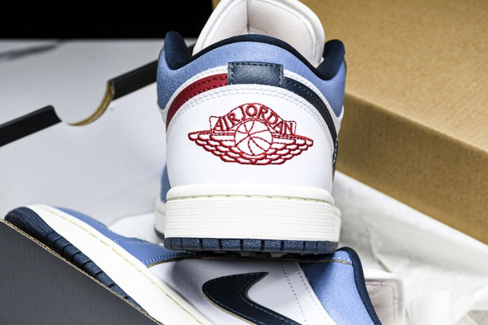 Air Jordan 1 Low SE Armory Navy HM3711-144