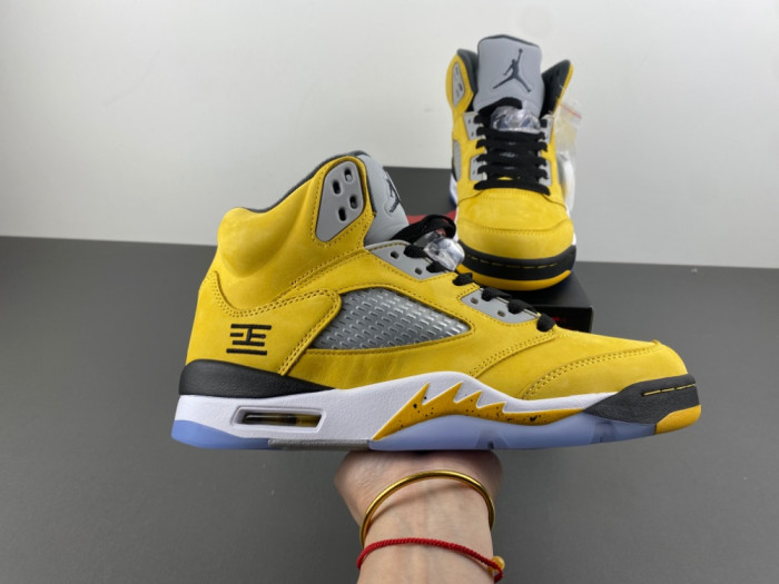 Air Jordan 5 “Tokyo” IO3372-700