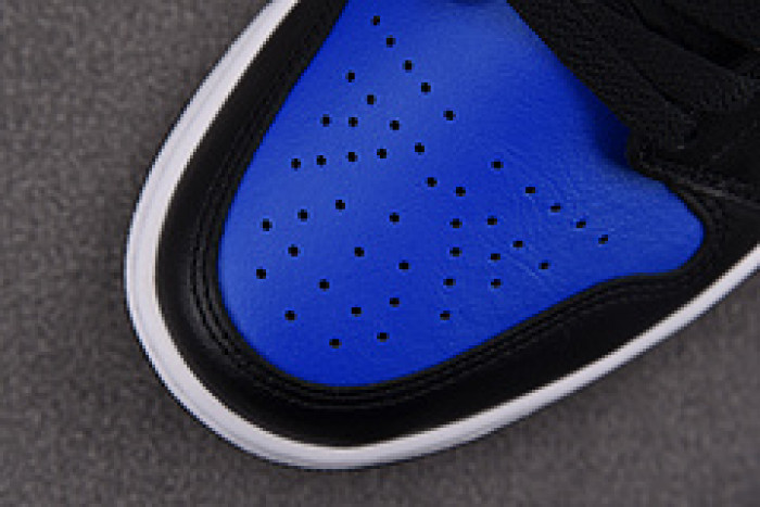 Air Jordan 1 Low Black Royal Toe 553558-042