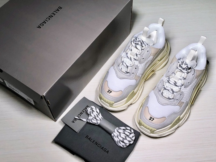 BLEN Triple S White 2019 524036W09E19000