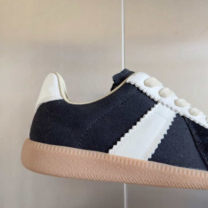 ma*s*n Ma*i*laa shoes