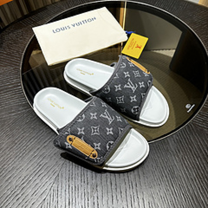 L&V SLIPPERS