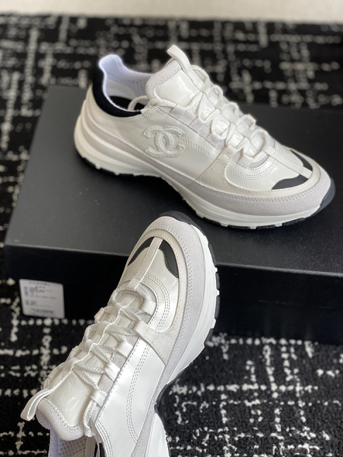 CHANEEL sneaker