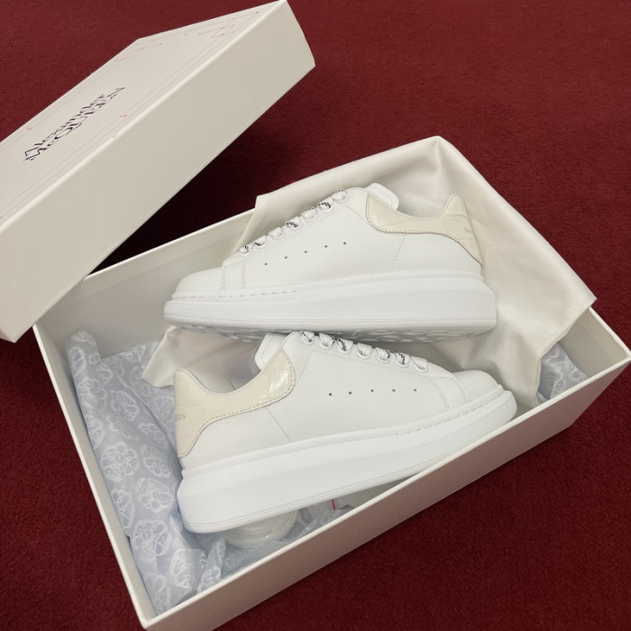 Alexander McQueen sneaker