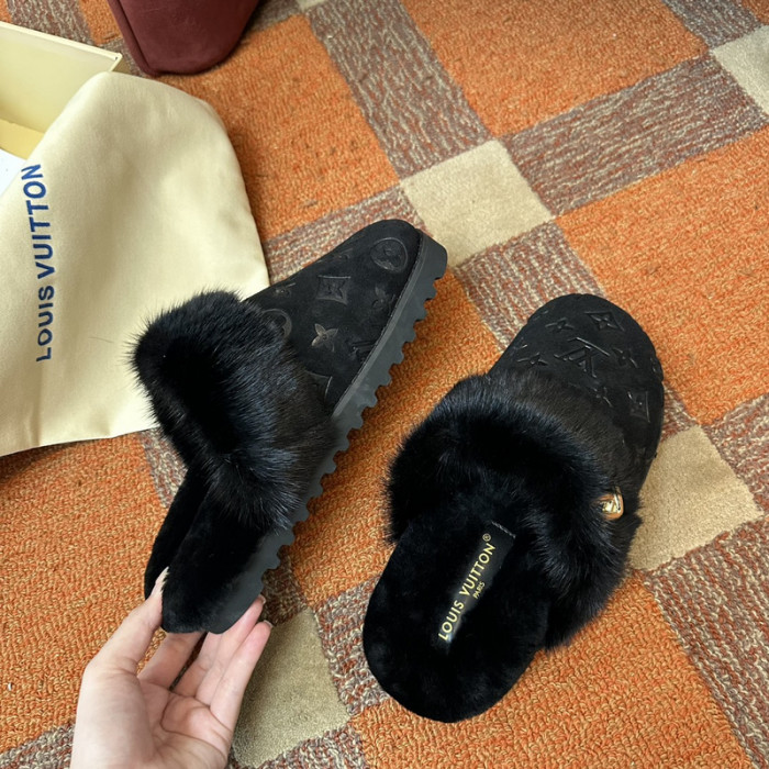 L&V SLIPPERS