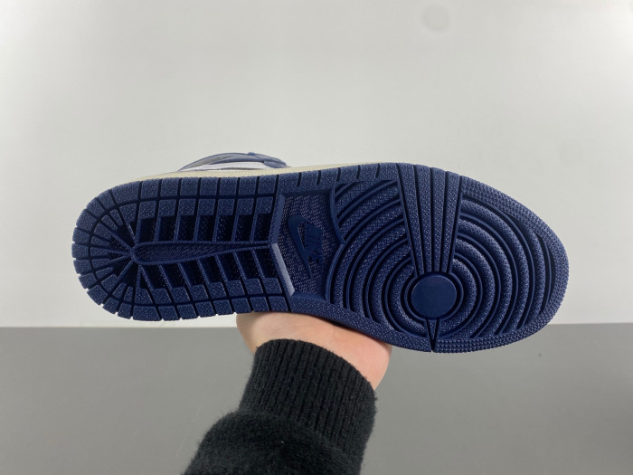 Air Jordan 1 Retro High OG DZ5485-401