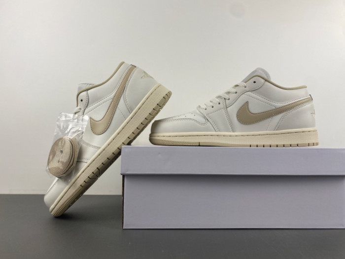 Air Jordan 1 Low DC0774-112