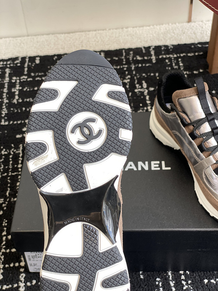 CHANEEL sneaker
