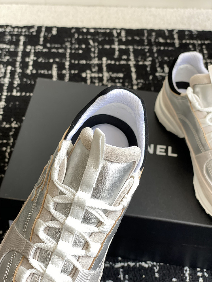 CHANEEL sneaker