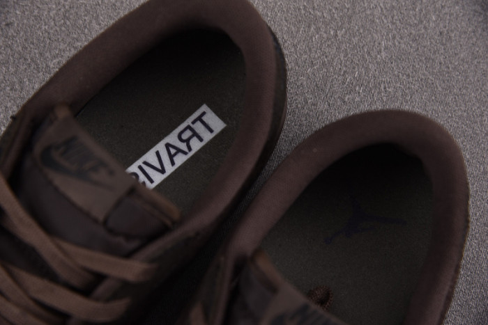 Air Jordan 1 Retro Low OG SP Travis Scott Velvet Brown DO5442-202