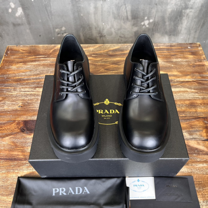 PRA designer sneaker