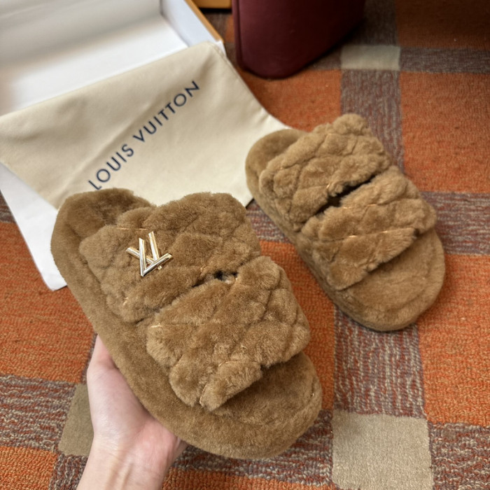 L&V SLIPPERS