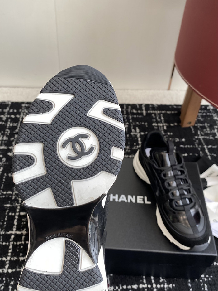 CHANEEL sneaker