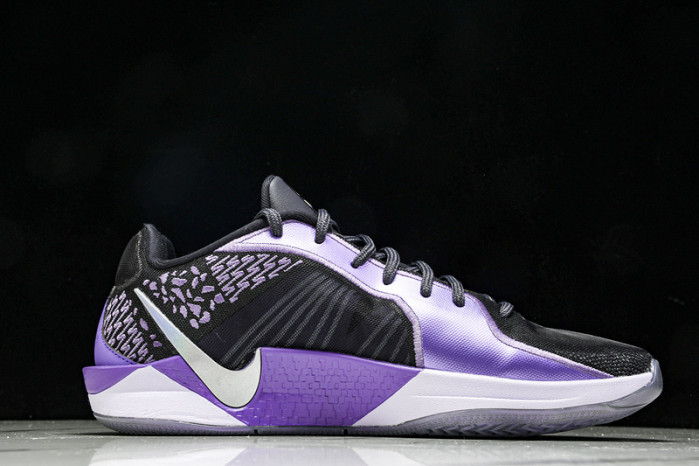 Nk Sabrina 2 "Court Vision" FZ1517-500