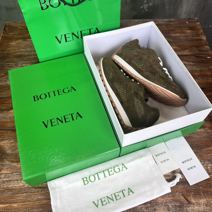 BOTTEGA VENETA SNEAKER