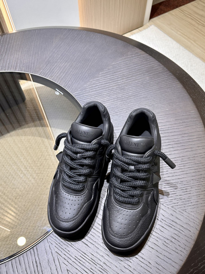 VALEN DESIGNER SNEAKERS