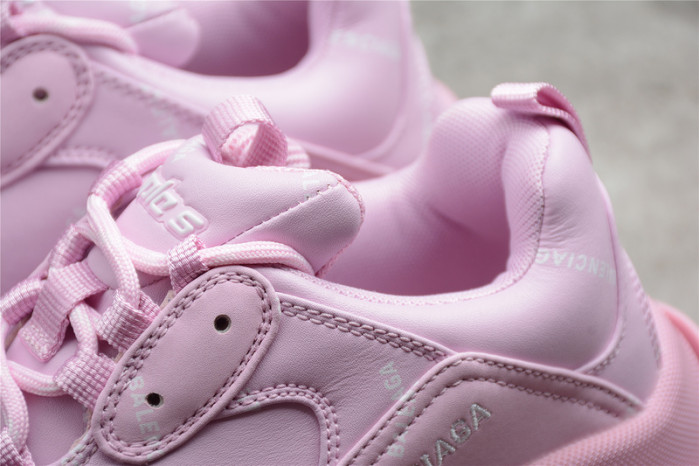 Ba*len*cia*ga wmns triple s sneaker allover logo - pink 524039 w2fa1 5090