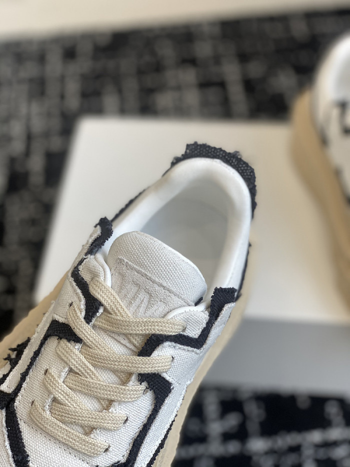 ma*s*n Ma*i*laa shoes